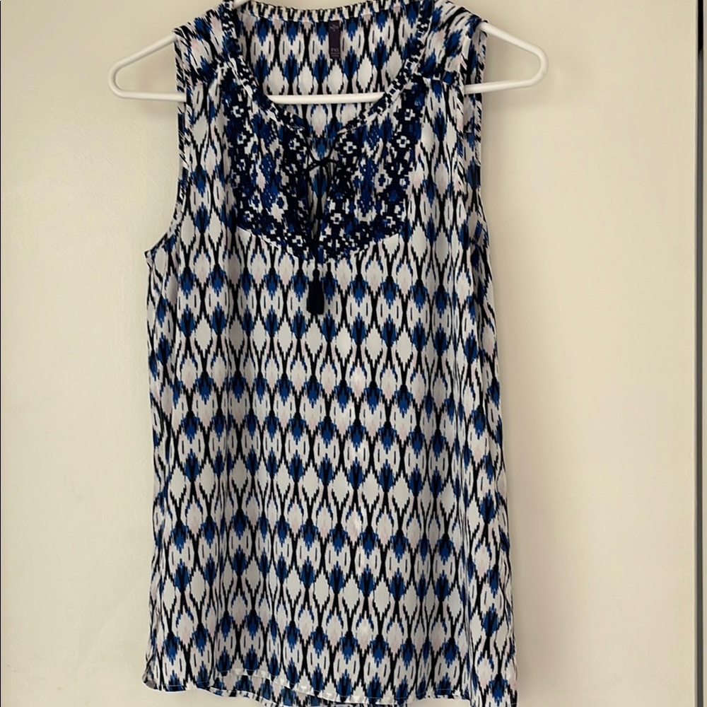 NYDJ Blue and Black Patterned Top